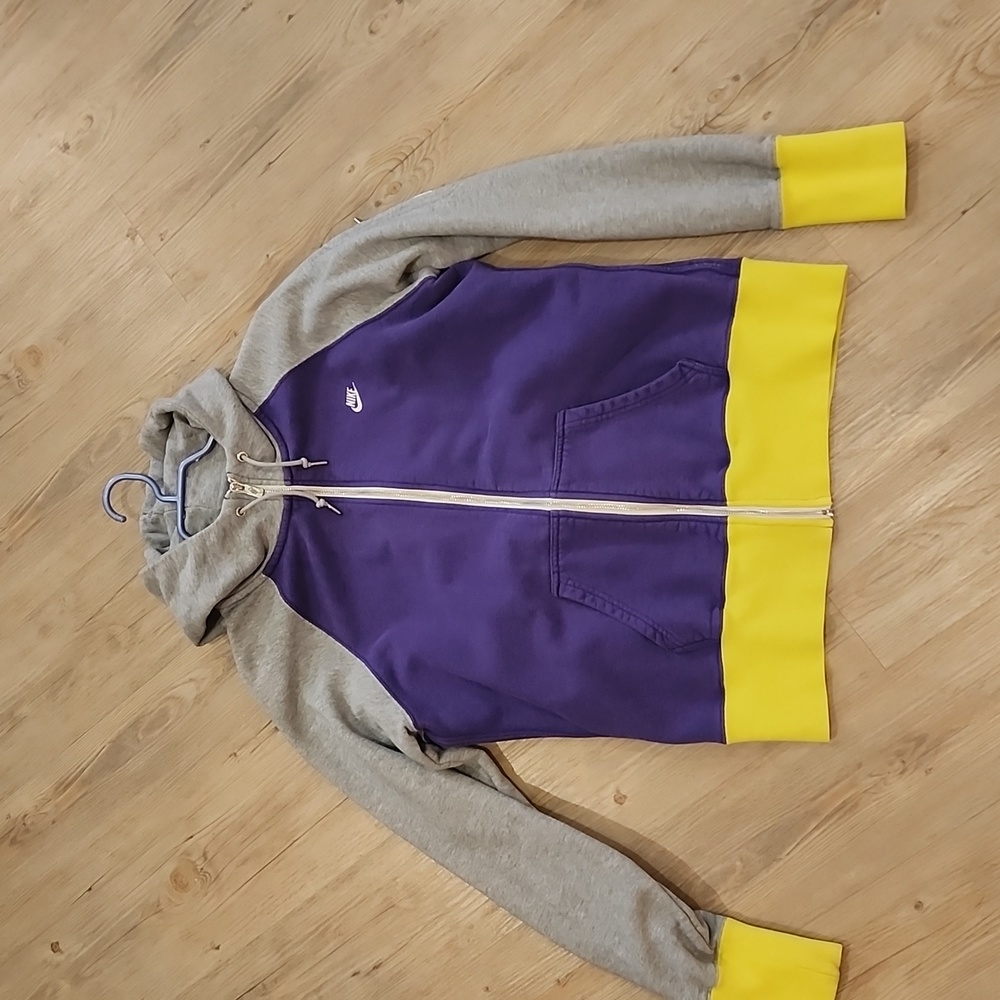 Nike Sportswear Fleece Zip up Hoodie. Retro style. Size XL.